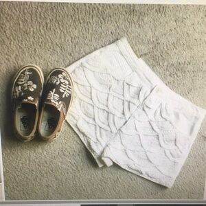 FARMER RIO/WHITE-CROCHET JEAN SHORTS/ NEW